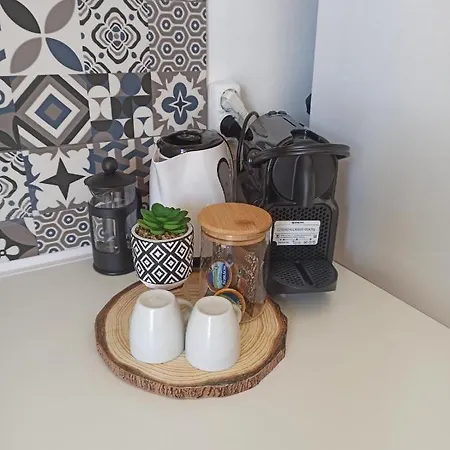 M&m Small House Apartamento Rhodes City