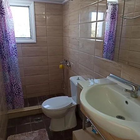 M&m Small House Appartement